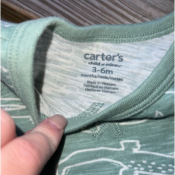 Carter’s 3-6M tank top and shorts outfit - Infant Baby - Picture 3 of 5